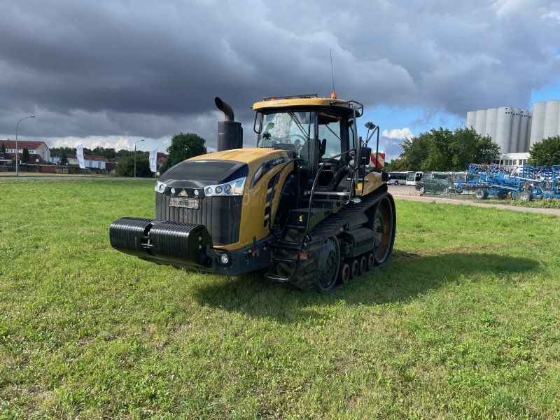 Challenger MT 875 E