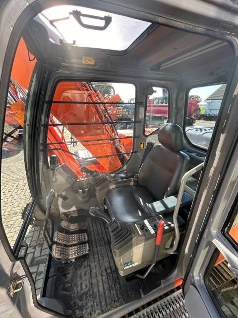 Hitachi ZX 130