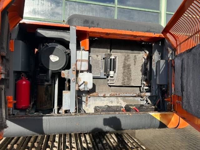Hitachi ZX 210 LC-5B