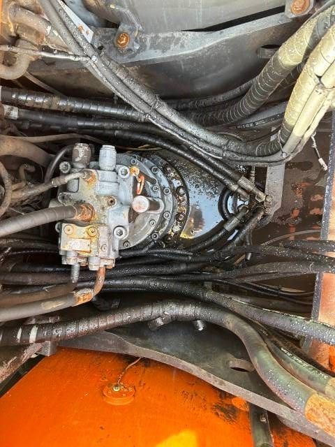 Hitachi ZX 210 LC-5B