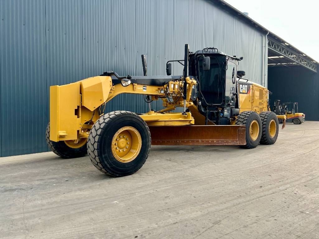 CAT 140M
