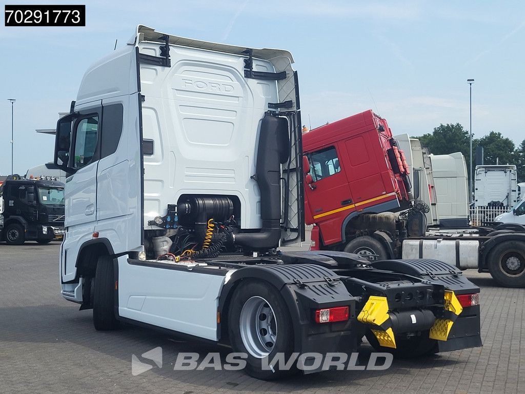 Ford F-Max 500 4X2 Retarder 2xTanks Standklima Navi Euro 6