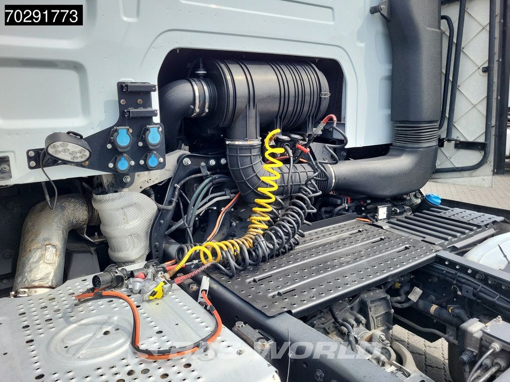 Ford F-Max 500 4X2 Retarder 2xTanks Standklima Navi Euro 6