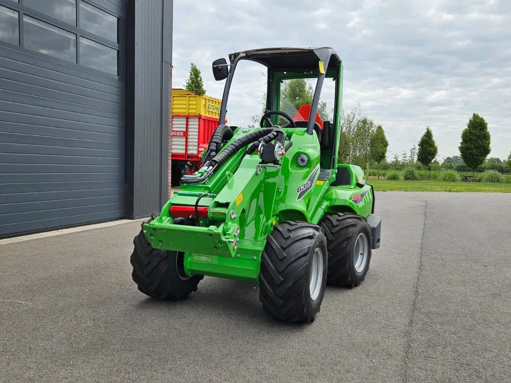 Avant 635i Rental mini-shovel