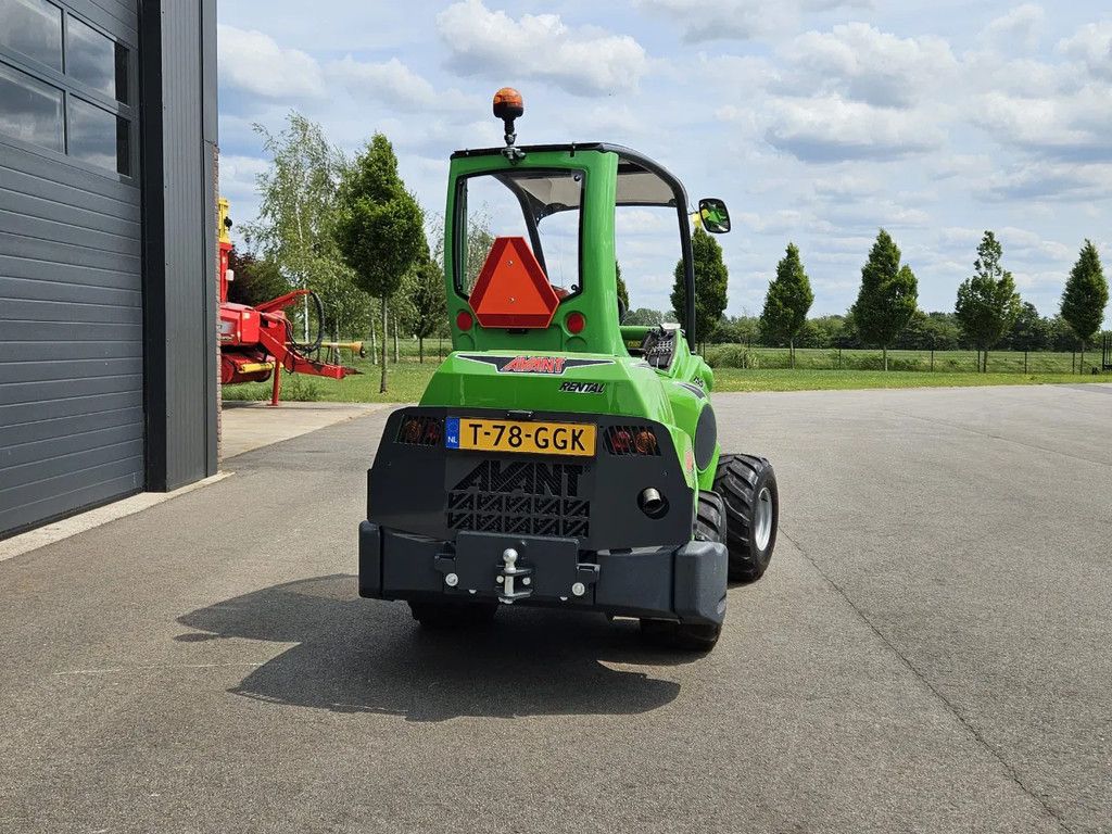 Avant 755i Rental mini-shovel
