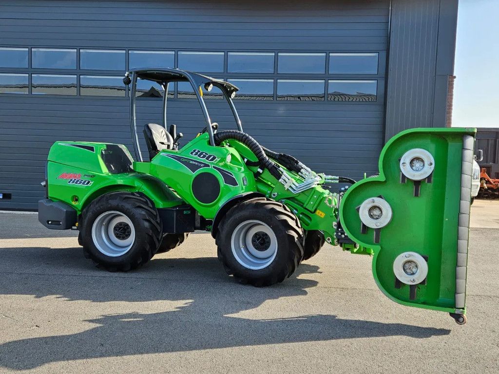 Avant 860i TDL mini-shovel