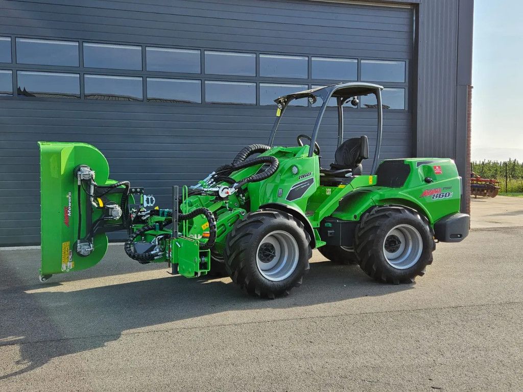 Avant 860i TDL mini-shovel
