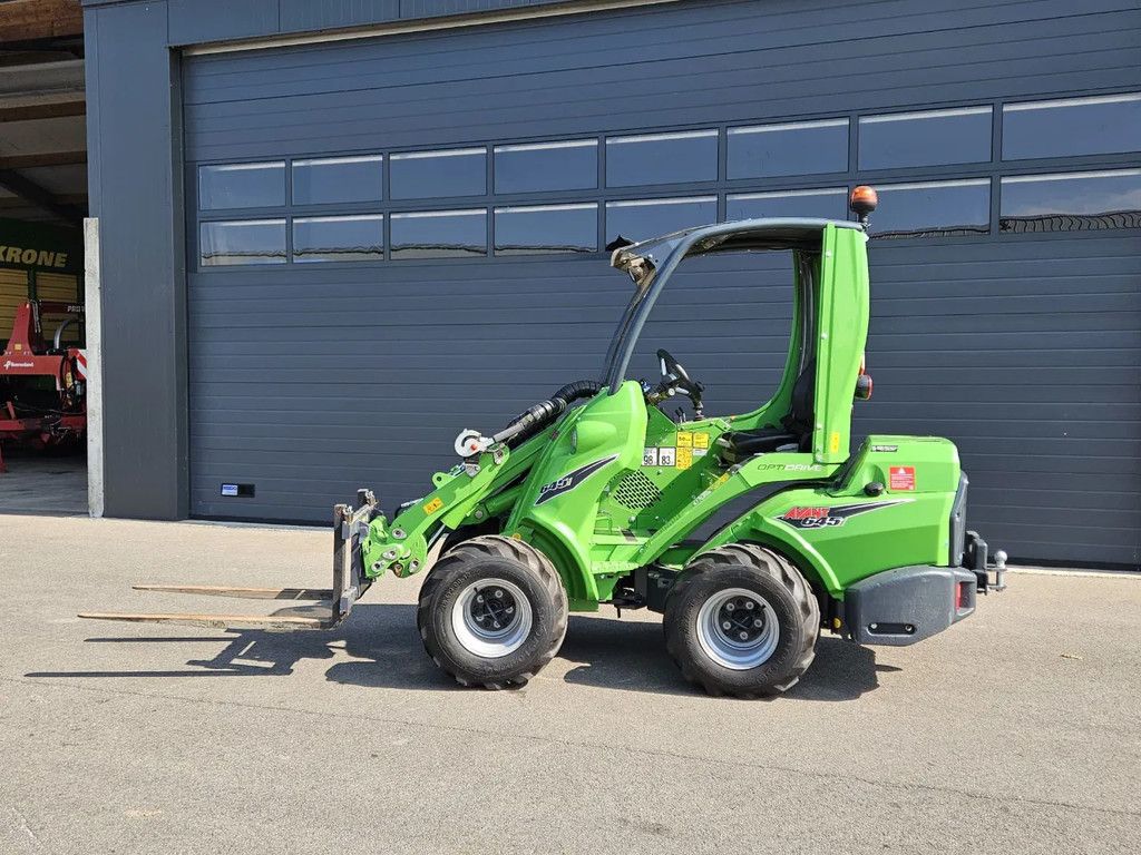 Avant 645 TDL+ mini-shovel