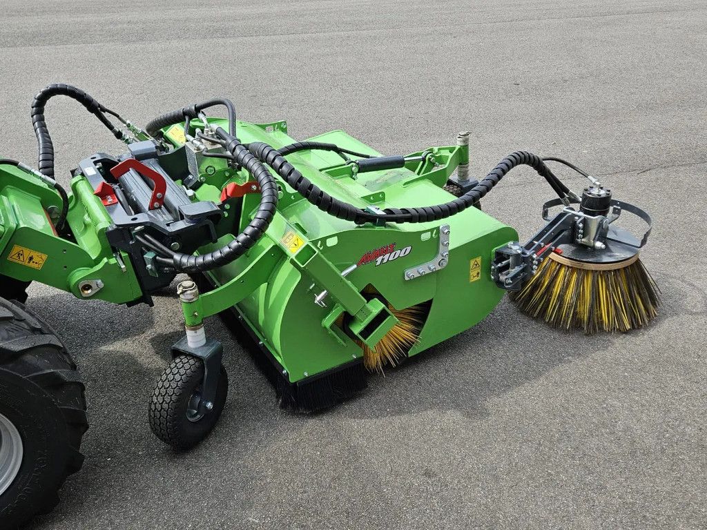 Avant borstel met opvangbak 1100