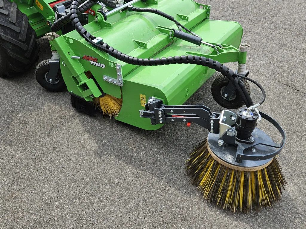 Avant borstel met opvangbak 1100