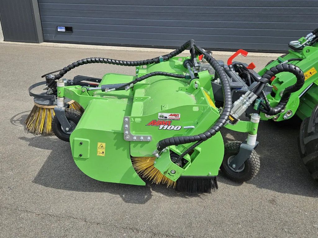 Avant borstel met opvangbak 1100