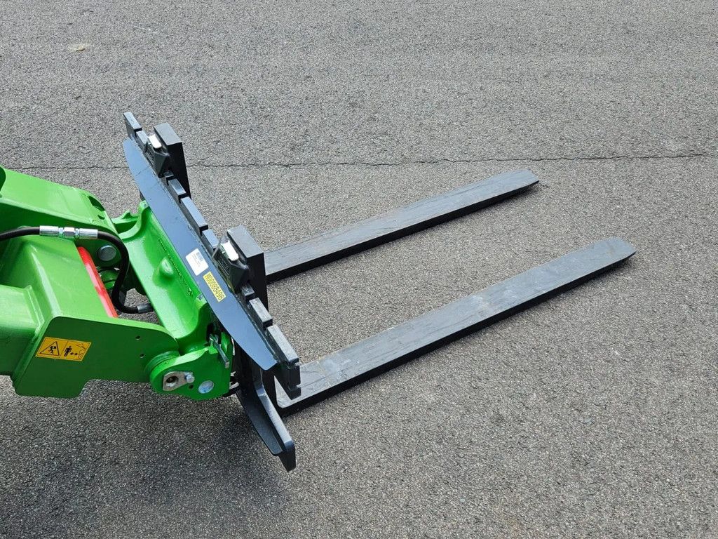 Avant XHD120 CM Palletvork