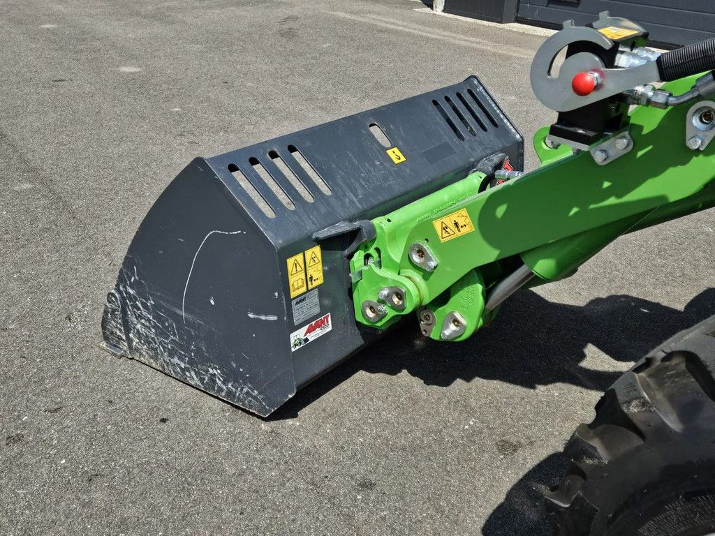 Avant 105cm Grondbak