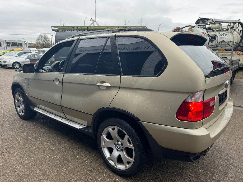 BMW X5 **3.0-PETROL-ESSENCE**