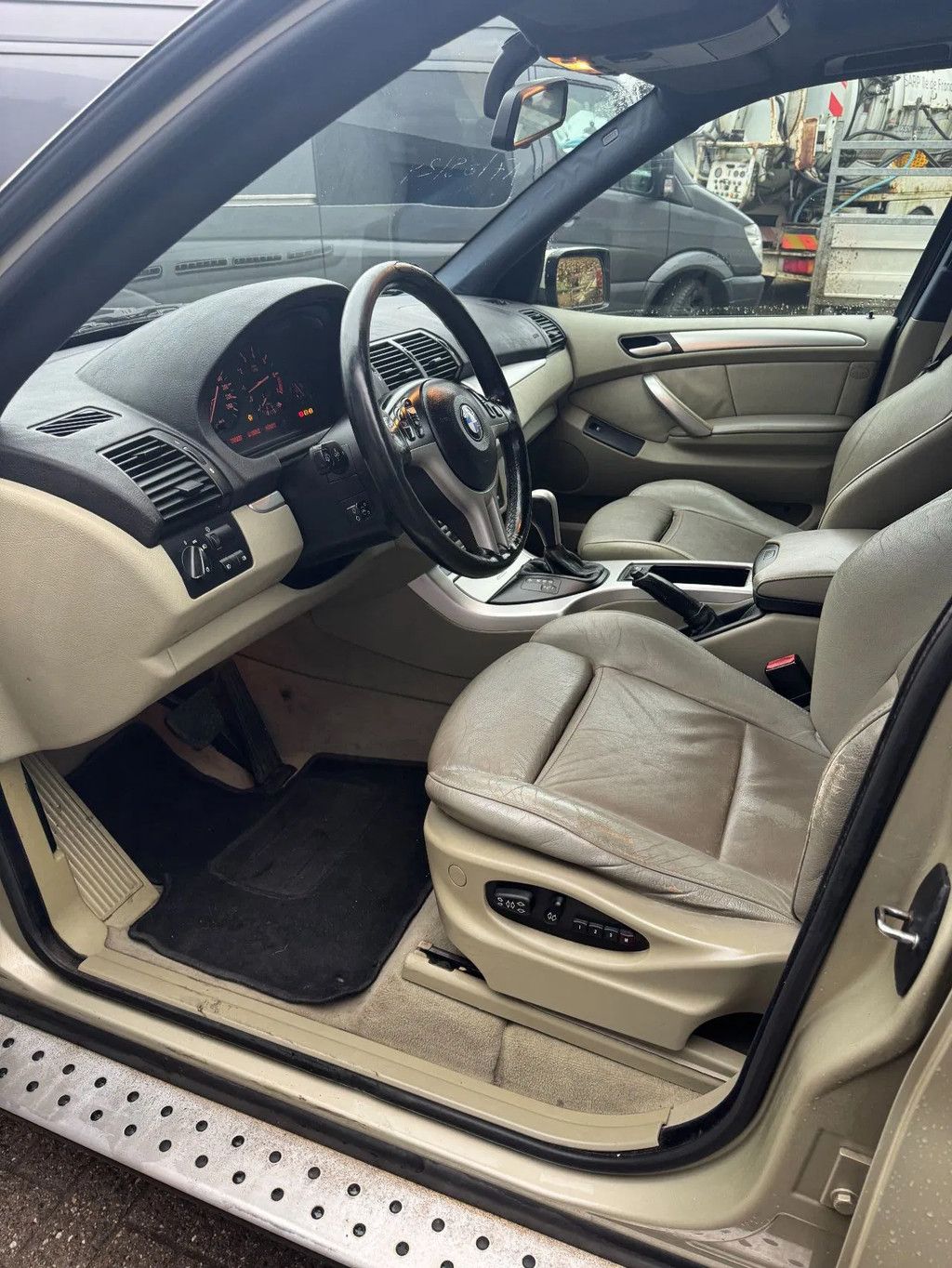 BMW X5 **3.0-PETROL-ESSENCE**