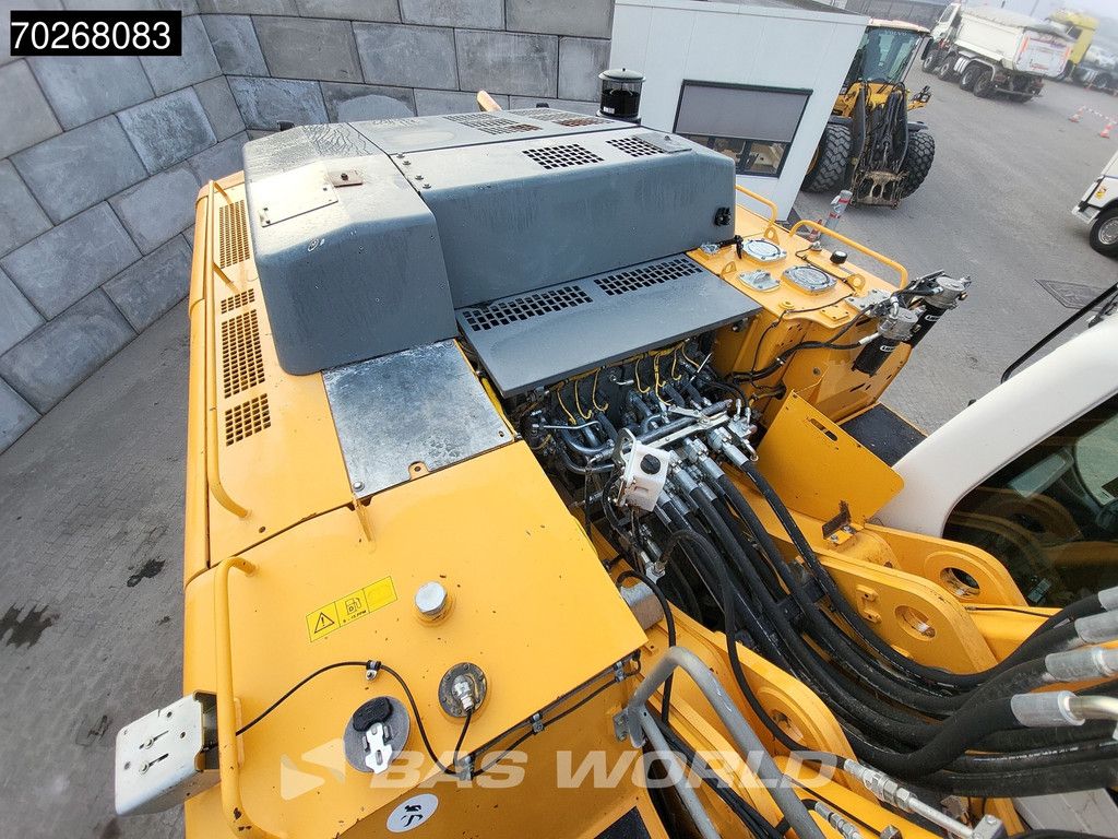 Liebherr R966 HD