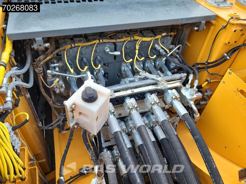 Liebherr R966 HD