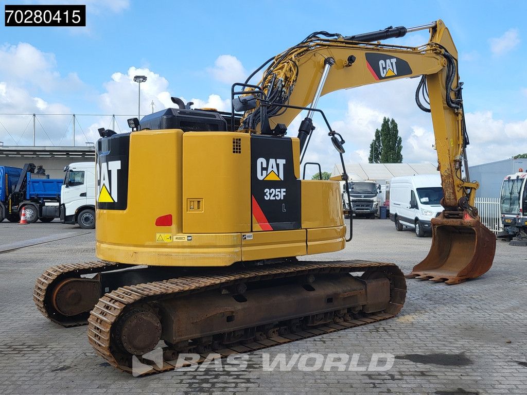 Caterpillar 325 F L