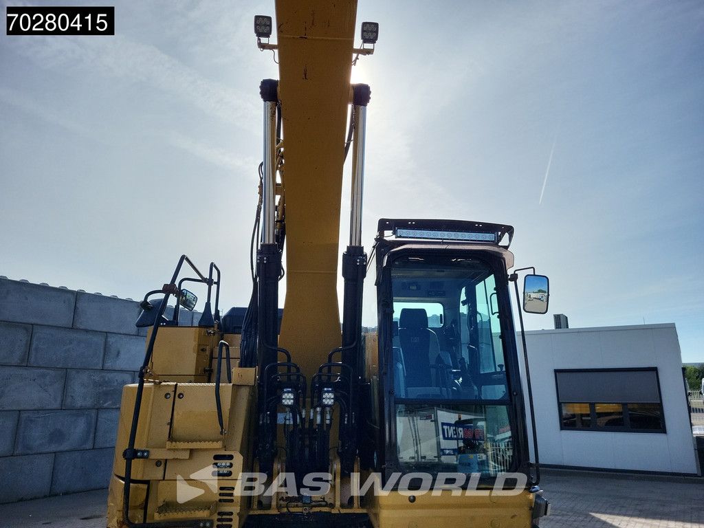 Caterpillar 325 F L