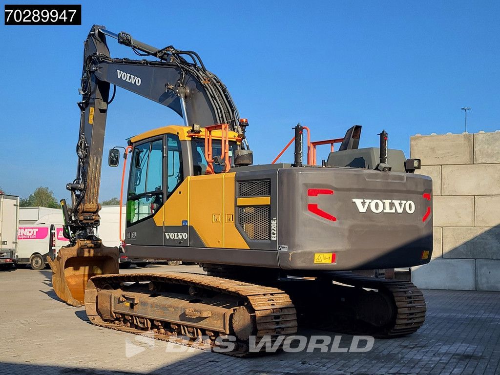 Volvo EC220 E L LEICA GPS - STEELWRIST