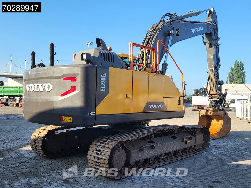 Volvo EC220 E L LEICA GPS - STEELWRIST