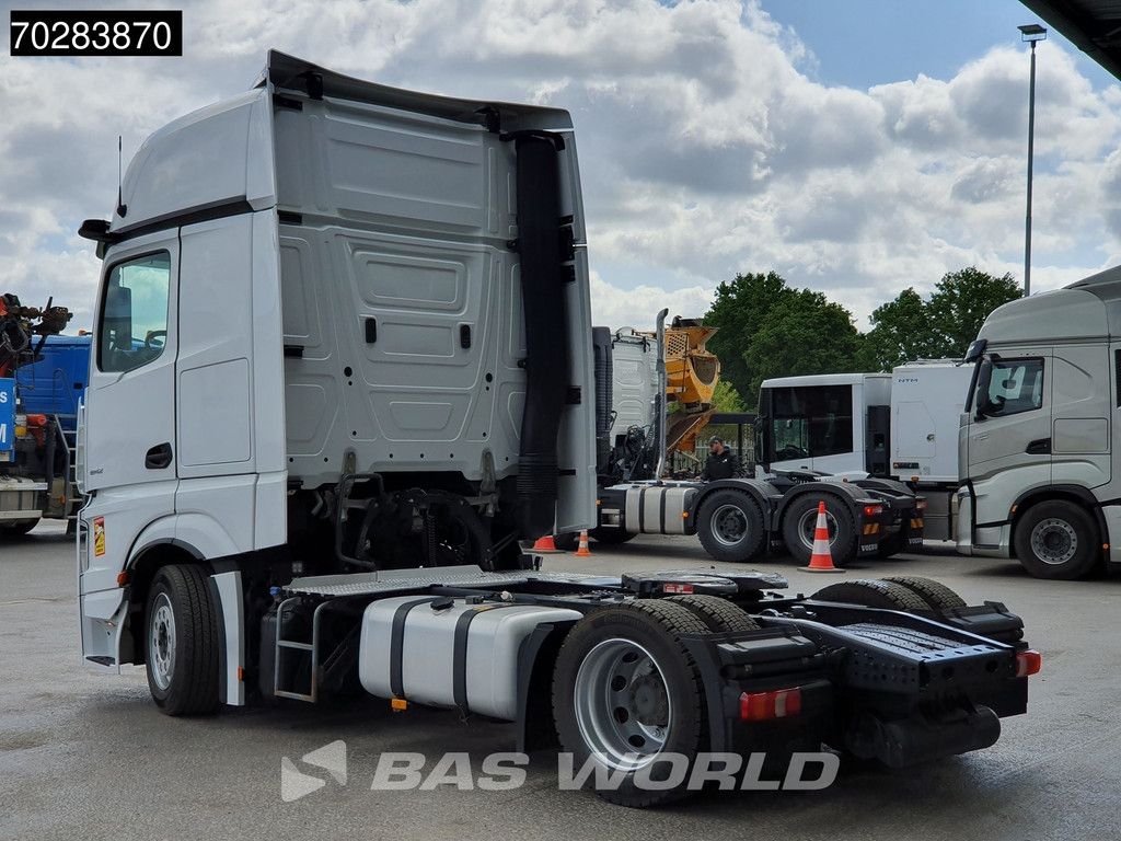 Mercedes Actros 1842 4X2 Mega GigaSpace Retarder Mirrorcam