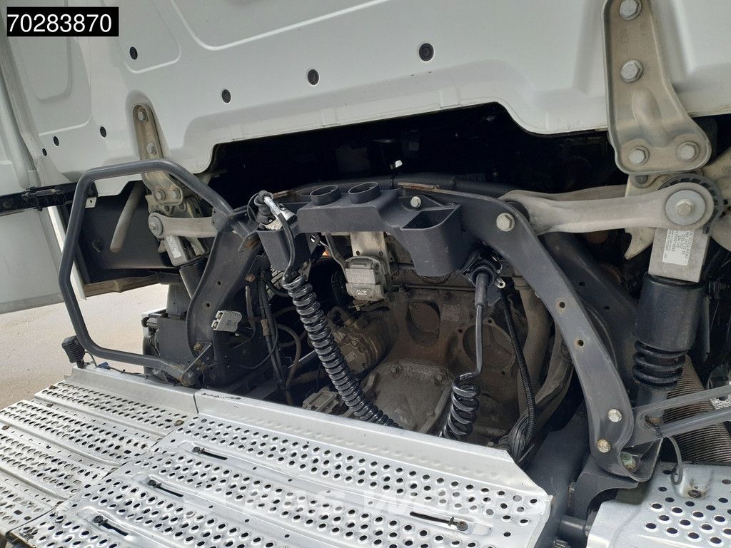 Mercedes Actros 1842 4X2 Mega GigaSpace Retarder Mirrorcam