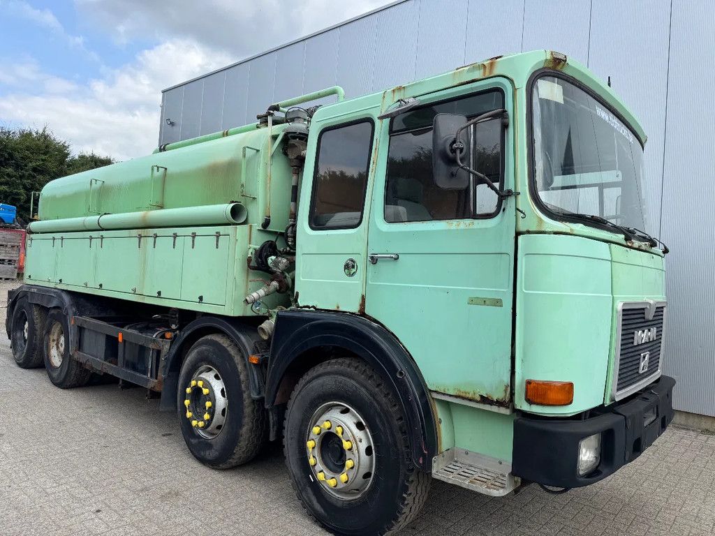 MAN F8 **32.291 8x4-6Cyl-BELGIAN TRUCK-BIG AXXLES**