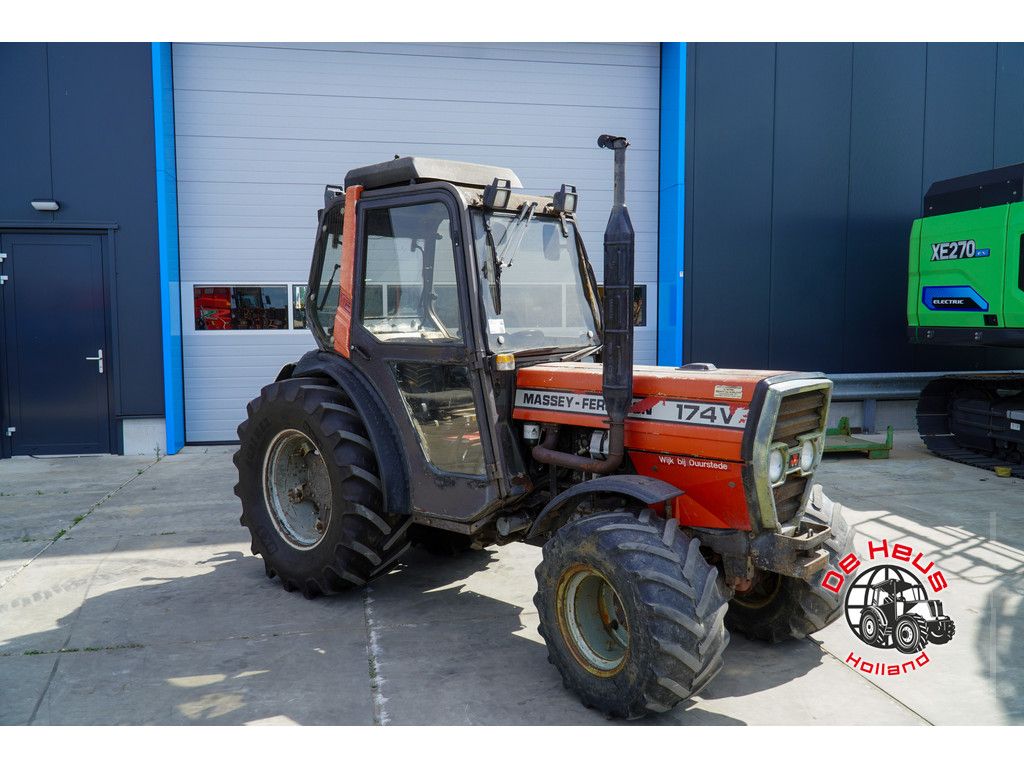 Massey Ferguson 174 V