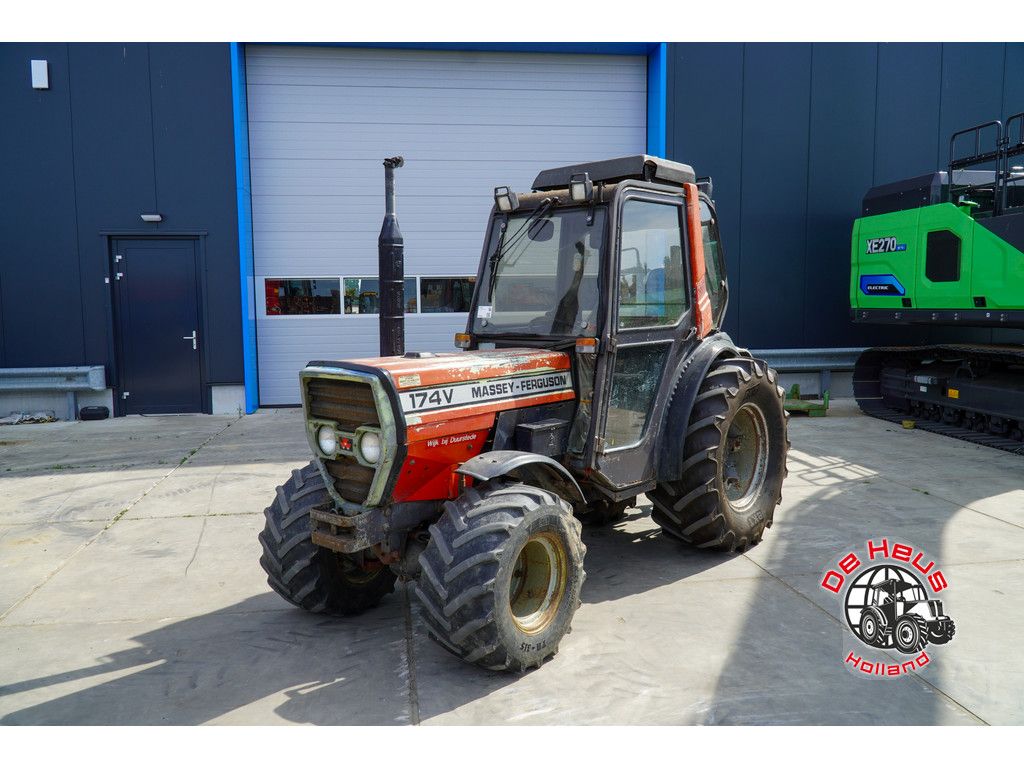 Massey Ferguson 174 V