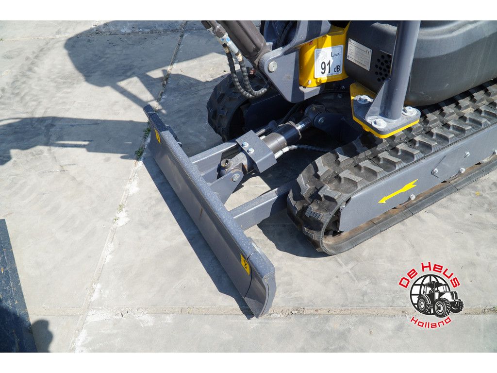 Eurotrac HE12