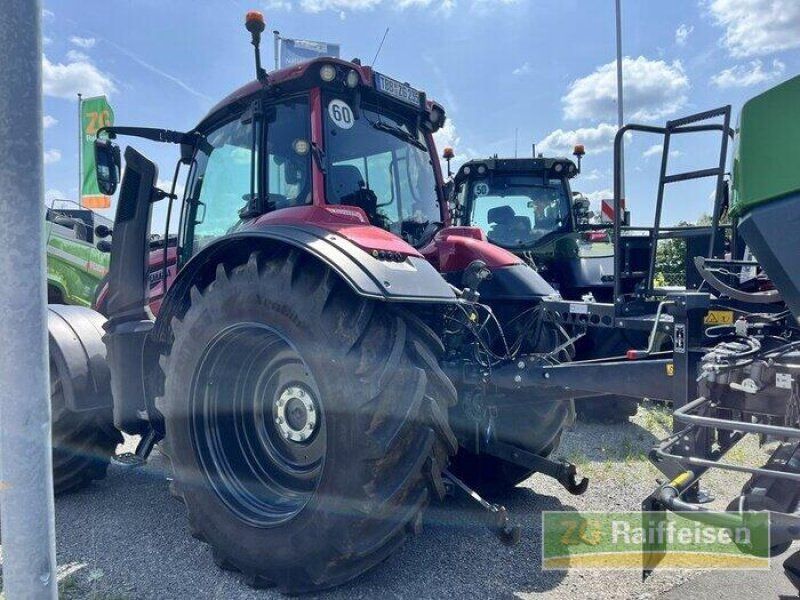 Valtra T 235