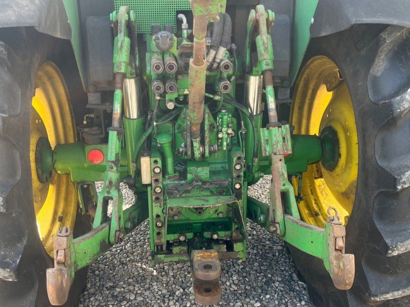 John Deere 6510 Med frontlæsser