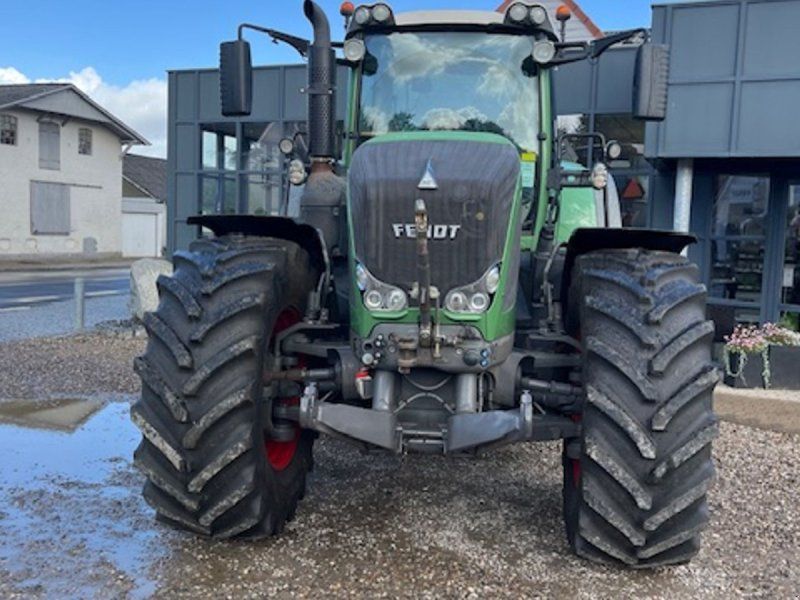 Fendt 933 Vario SCR Profi Plus  Vendeudstyr