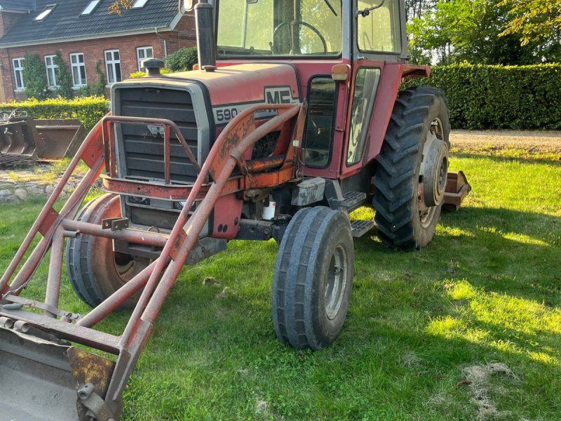 Massey Ferguson 590 590