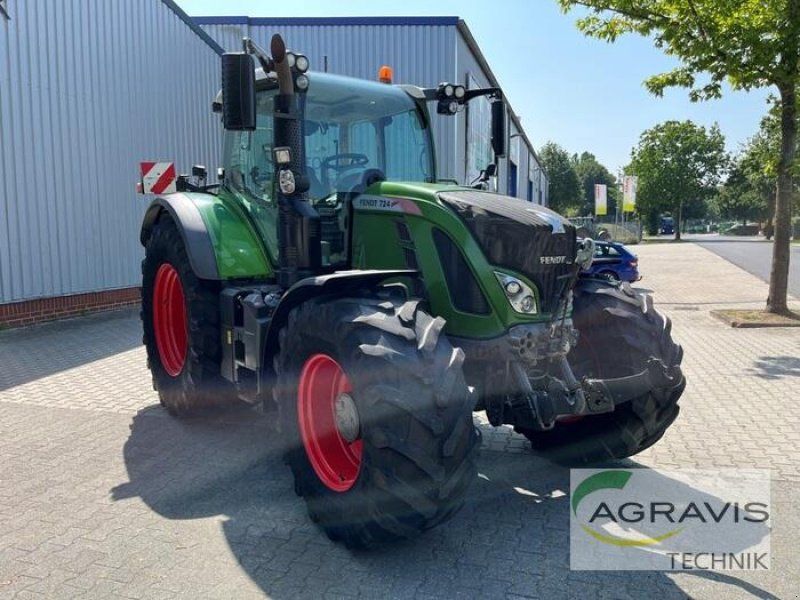 Fendt 724 VARIO S4 Profi Plus