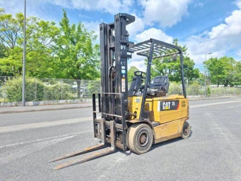 Caterpillar EP25KP