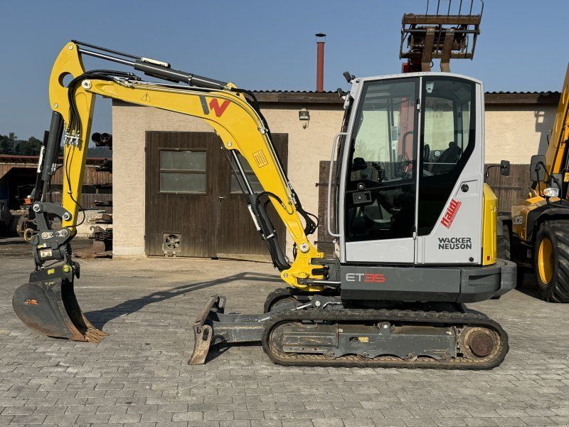 Wacker Neuson ET 35 mit Powertilt