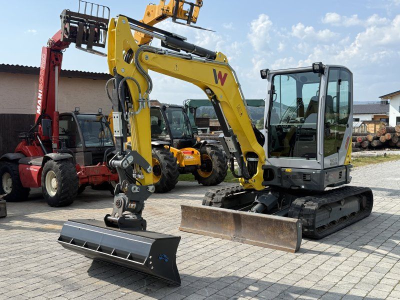 Wacker Neuson EZ 50 mit Powertilt
