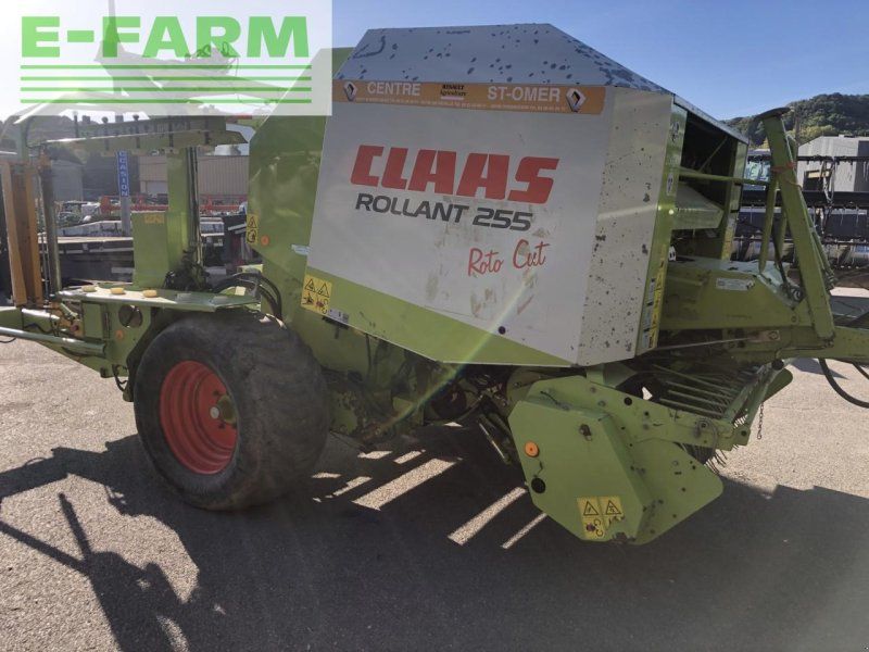 Claas rollant 255 rc uniwrap