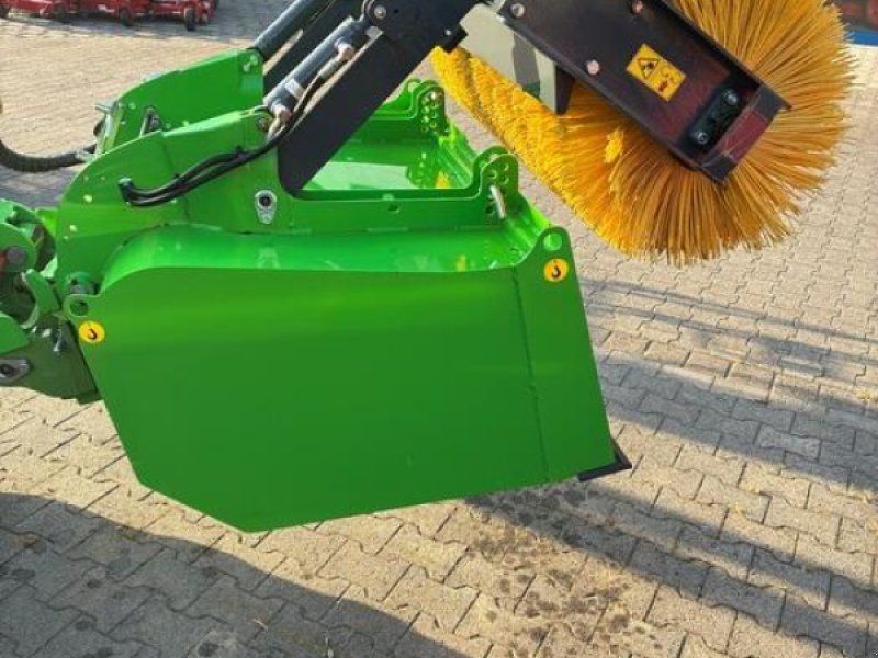 Avant KEHRSCHAUFEL 1100