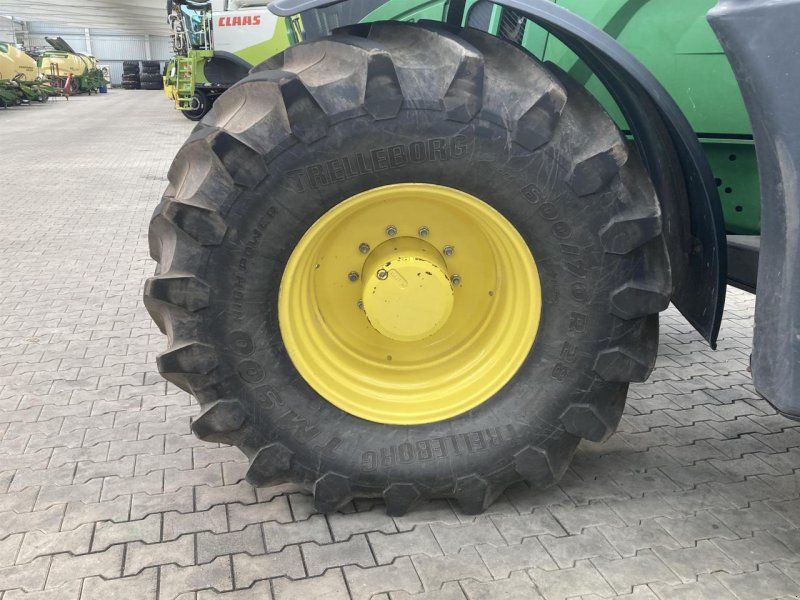 John Deere 6250R
