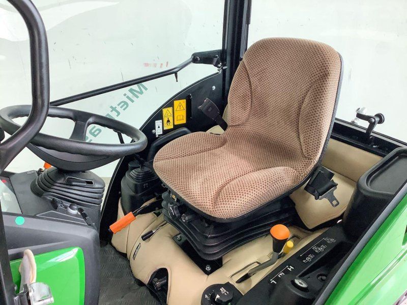 John Deere 1026R