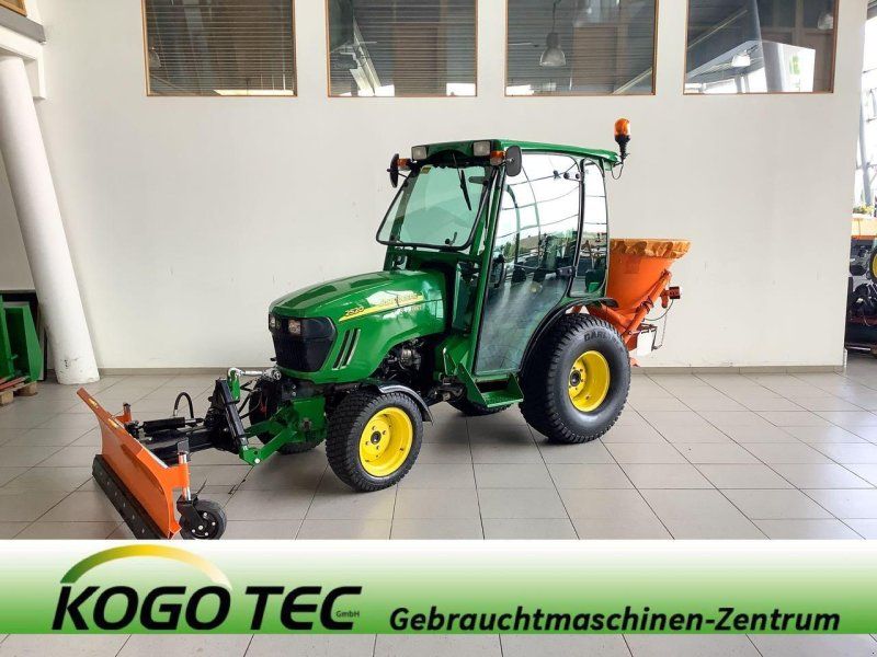John Deere 2520R