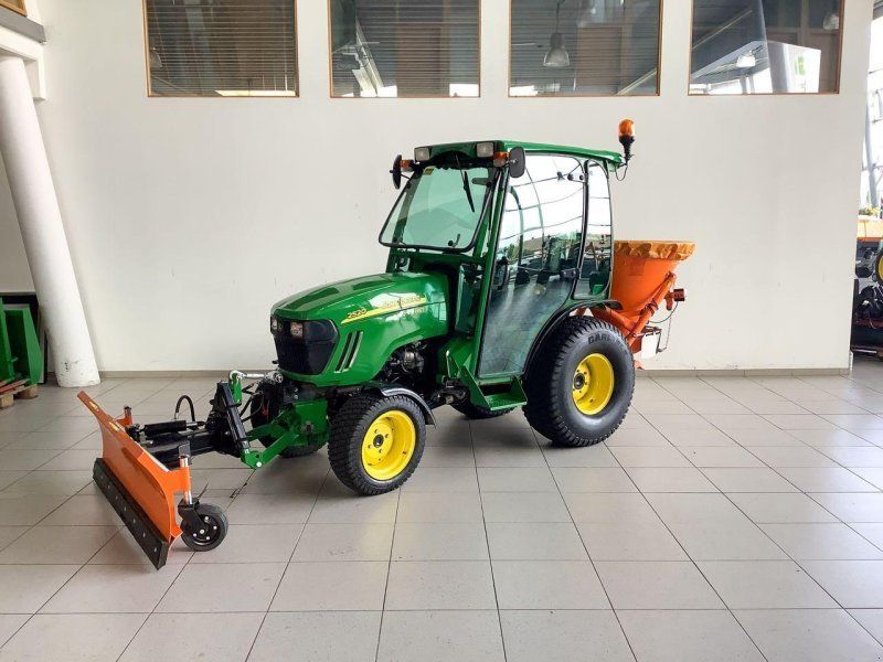 John Deere 2520R
