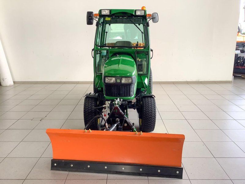 John Deere 2520R