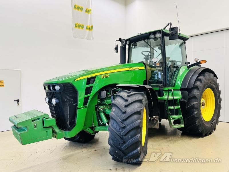 John Deere 8330 PowerShift