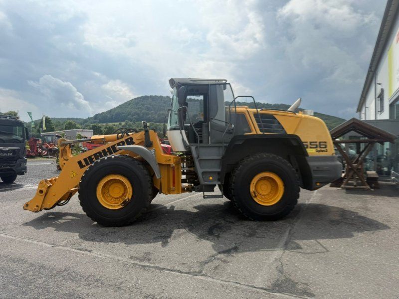 Liebherr L 556