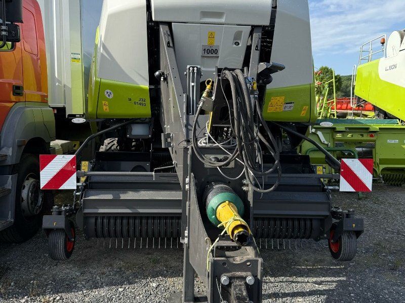 Claas Quadrant 5300 Evolution