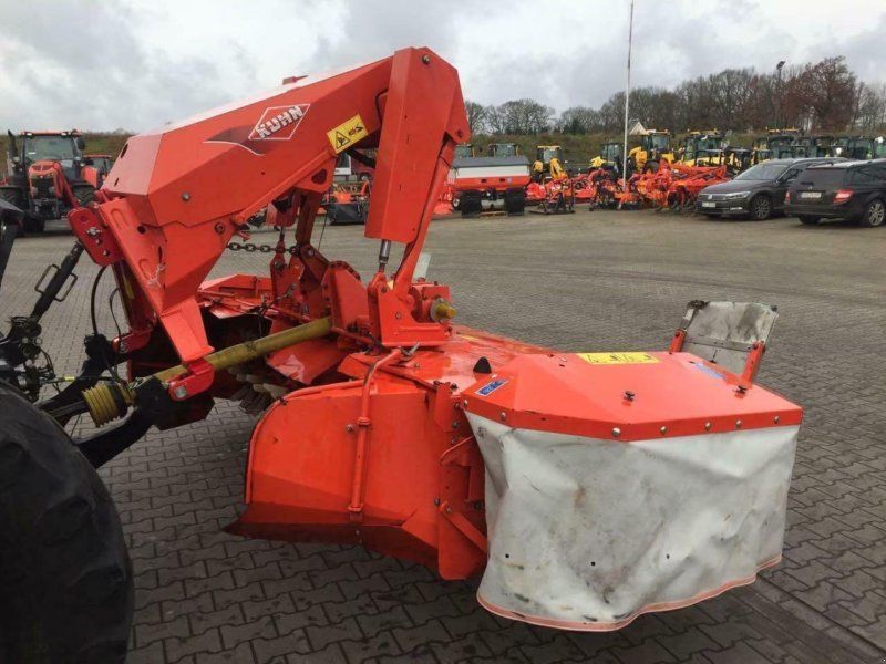 Kuhn FC313